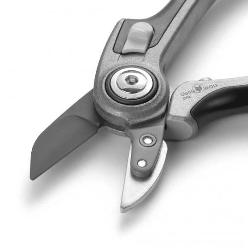 Sécateur Premium Outils Wolf à Coupe Mixte 2 Sécateur Premium Outils Wolf à Coupe Mixte – Image 2
