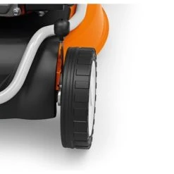 Alternative view of Tondeuse à Gazon Thermique Tractée Stihl RM 3 RT 163 Cm³